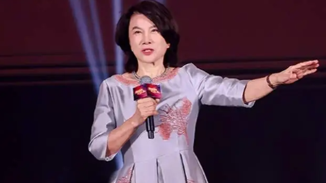 董明珠宣布将多发2亿年终奖爱壹帆